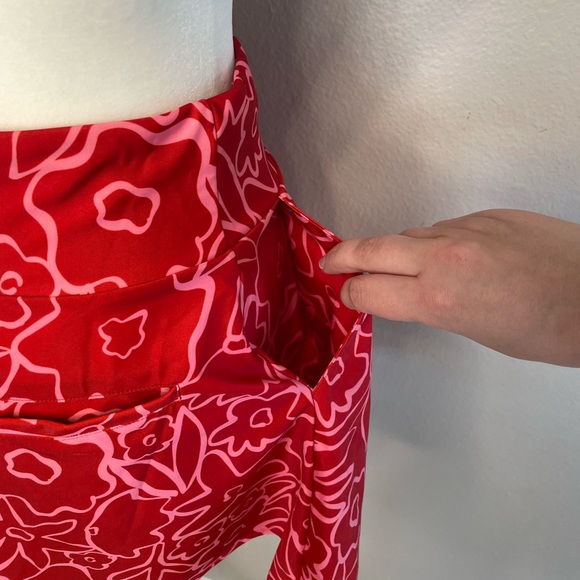 Women’s XS Galway Golf Skirt in Red Floral Edge EMYVALE GOLF - Picture 12 of 13